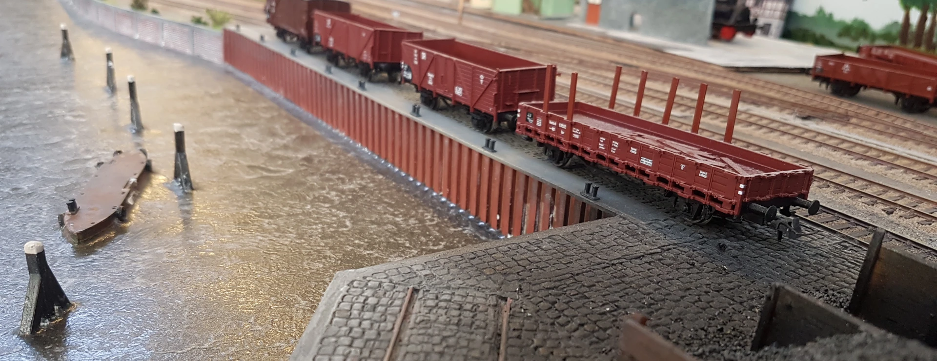 De bouw van een modelspoorbaan